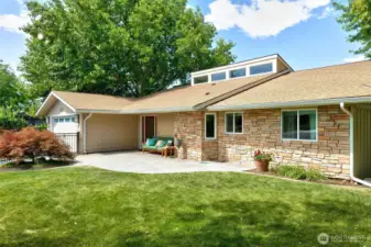 622 Country Club Drive