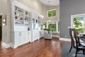 Dining/ Built In Book Shelf