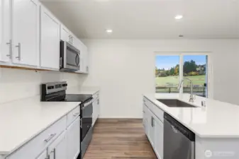 Disclaimer Secondary photos of same floor plan on different lot in different community: Photos are from another Viola, finishes, upgrades, and features may vary.