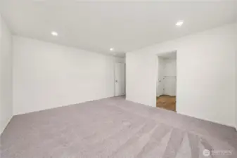 Disclaimer Secondary photos of same floor plan on different lot in different community: Photos are from another Viola, finishes, upgrades, and features may vary.