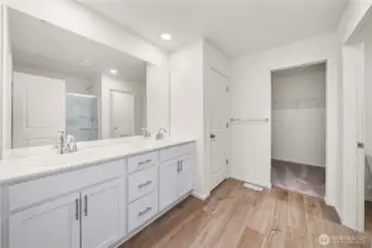 Disclaimer Secondary photos of same floor plan on different lot in different community: Photos are from another Viola, finishes, upgrades, and features may vary.