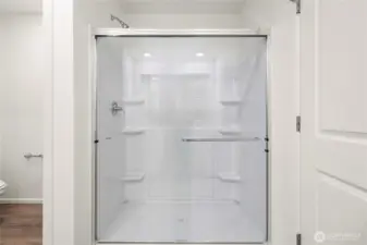 Disclaimer Secondary photos of same floor plan on different lot in different community: Photos are from another Viola, finishes, upgrades, and features may vary.