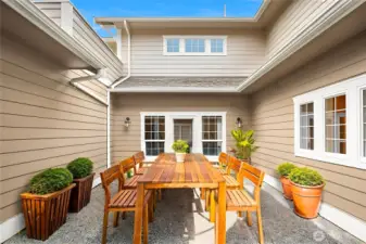 Your very own courtyard to sunbathe. Virtually staged