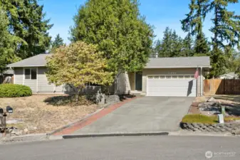 Home located in cul de sac