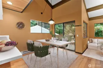 End unit brings extra windows and more light!