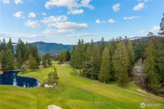 The ultimate in PNW living - golf, trails, lake access and more steps from your unit