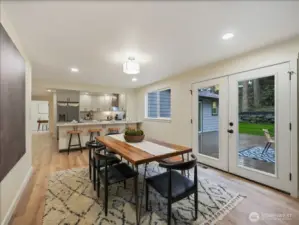 dining back toward kitchen