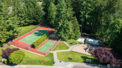 Hampton Woods Sport Courts & Playground
