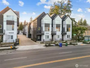 Gorgeous Pulte townhomes