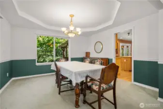 Dining room off kitchen