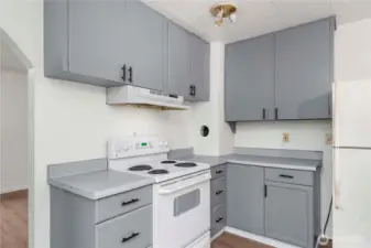 Great use of space in this cozy kitchen