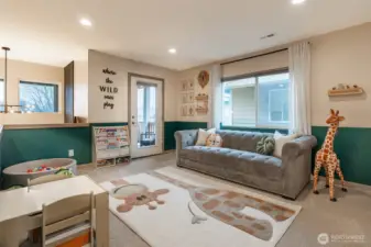 Beautiful loft/bonus room