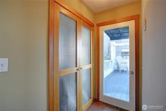 Wonderful Entry to your Private View Deck~