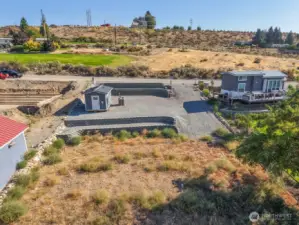 Thriving Community  Land is in short supply! In recent years, 5 new homes have been built with more in the planning phase—making Bauer’s Landing a fast-growing community.