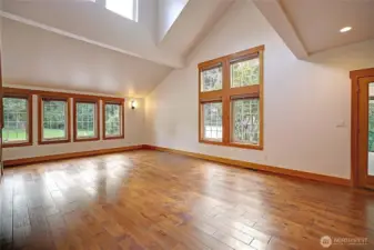 Vaulted Family Room~