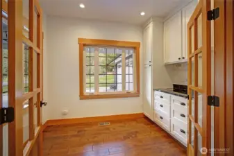Prep Kitchen/Sitting Room Off Main~