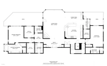 Floorplan – Main Floor - The main floor is the heart of the home, with all primary living spaces centered on the views and daily flow. An in-home elevator connects this level seamlessly to both the upper and lower floors