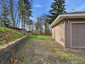 RV Parking Full Hook-ups