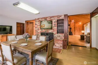 VIRTUAL STAGING - FURNITURE NOT INCLUDED