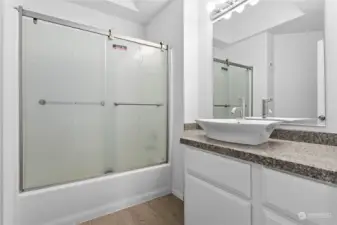 Main level full bathroom