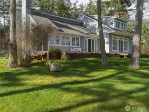Beautifully built 3 bedroom, 2 bath home with spacious deck across the waterfront side.  This home is designed for relaxation and entertainment.