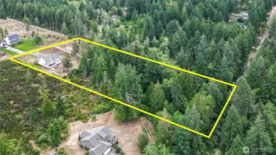 5 acre property, partially fenced and wooded areas