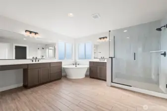 Picture of previously built home in community and is for illustrational purposes only. Actual plans and spec will vary. Some features shown are upgrades.