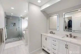 Meticulously Updated Primary Bathroom w/ Heated Floors
