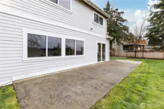 Extended patio off the dining room