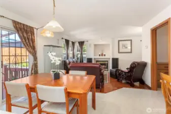 Casual Dining/Family Rm view