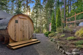 Finlandia barrel sauna for ultimate relaxation