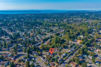 Easy access for I5 & Hwy 167 commuting.