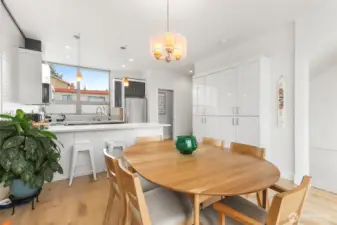 Plenty of space for a large dining set as well as countertop seating.