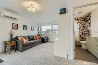 Level 4 flex space- currently a hang out and an office