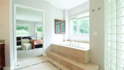 Master bathroom with Spa like jetted tub