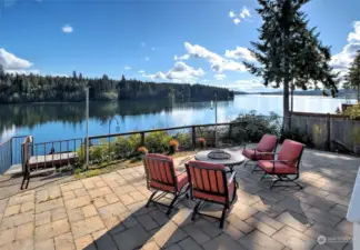 Spectacular marine view!