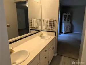 5 Pc Primary Bath with Jetted tub. #2835 Cooper Point Rd NW, Olympia, WA 98502