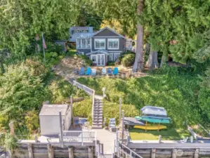 Quartermaster Harbor 2 bedroom home thoughtfully designed to maximize space and light. A front row seat to the ever-changing waterfront scenery.