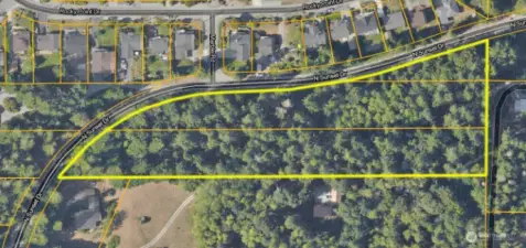 Aerial photo of approx. three lots