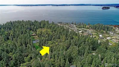 Aerial photo of approx. three lots