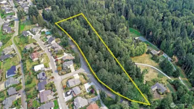 Aerial photo of approx. three lots and access