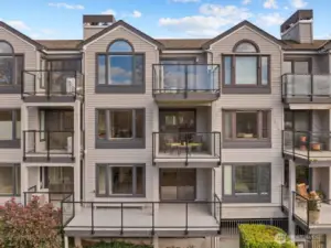 Outside view of The Back A202 From West Side