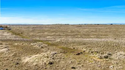 Manufactured welcome!