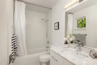 Upstairs hall bath