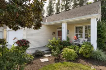 Covered entry & front porch