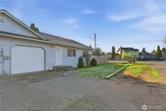 Driveway parking and off street parking available.