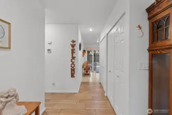 Entry way for single story home