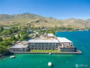 Resort-style living on the shores of Lake Chelan.