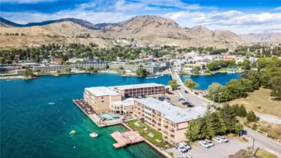 The condo is just a short, easy walk to downtown Chelan's shops and restaurants.
