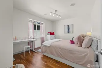 Upper level guest bedroom
